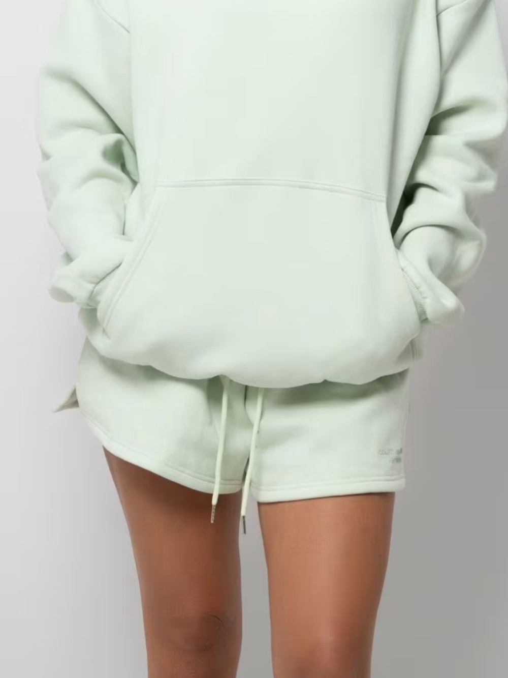 Comfrt shorts in mint